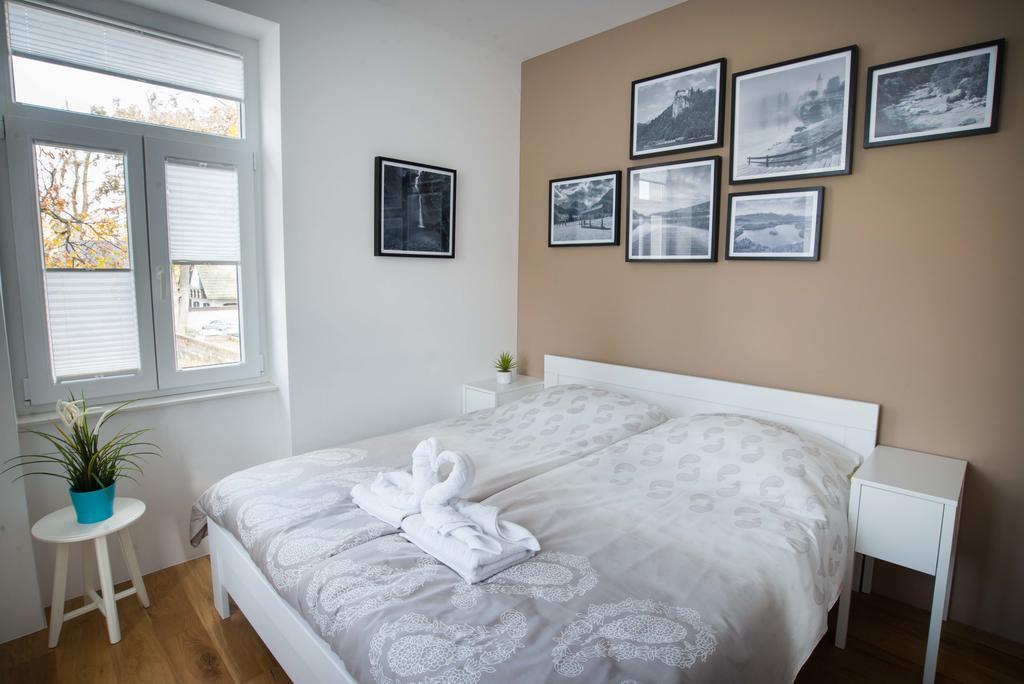 Apartments Miki'S Блед Екстер'єр фото